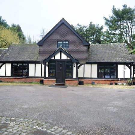 Beautiful Cottage In Brentwood Kelvedon Hatch ภายนอก รูปภาพ